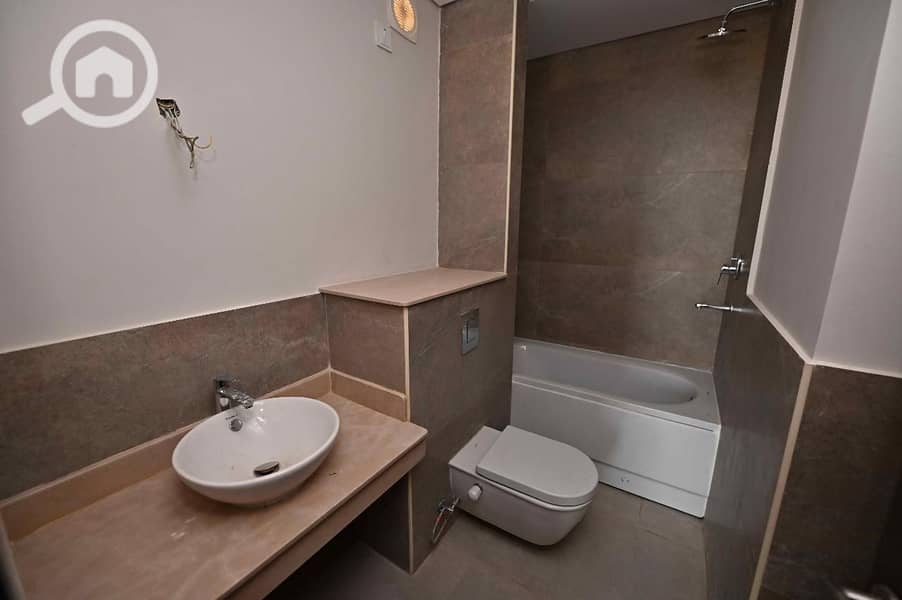 18 WhatsApp Image 2025-10-28 at 12.59. 28 PM. jpeg