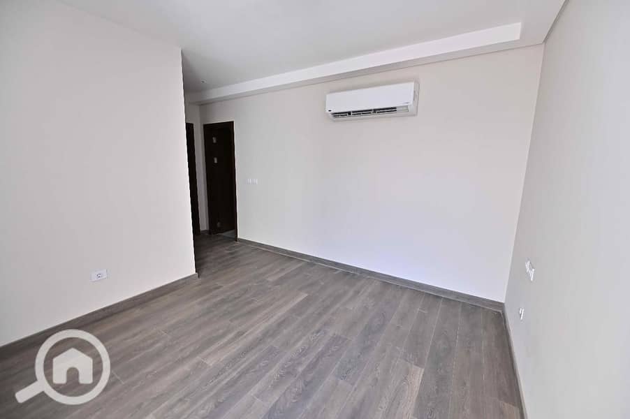 19 WhatsApp Image 2025-10-28 at 12.59. 27 PM (1). jpeg