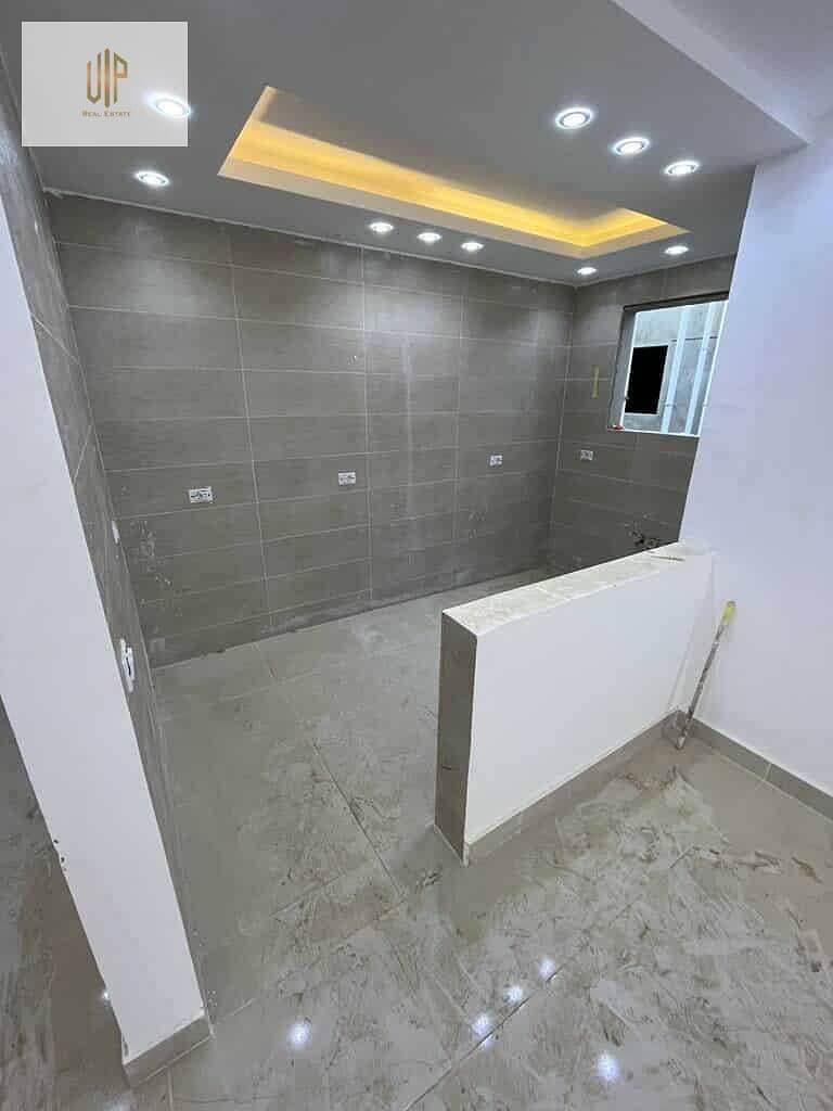 2 WhatsApp Image 2025-10-12 at 23.56. 49_5ac8fd6a. jpg