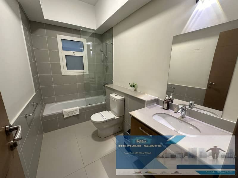 11 d6377edf-4924-45b9-b704-e3b1ef5716e6. jpg