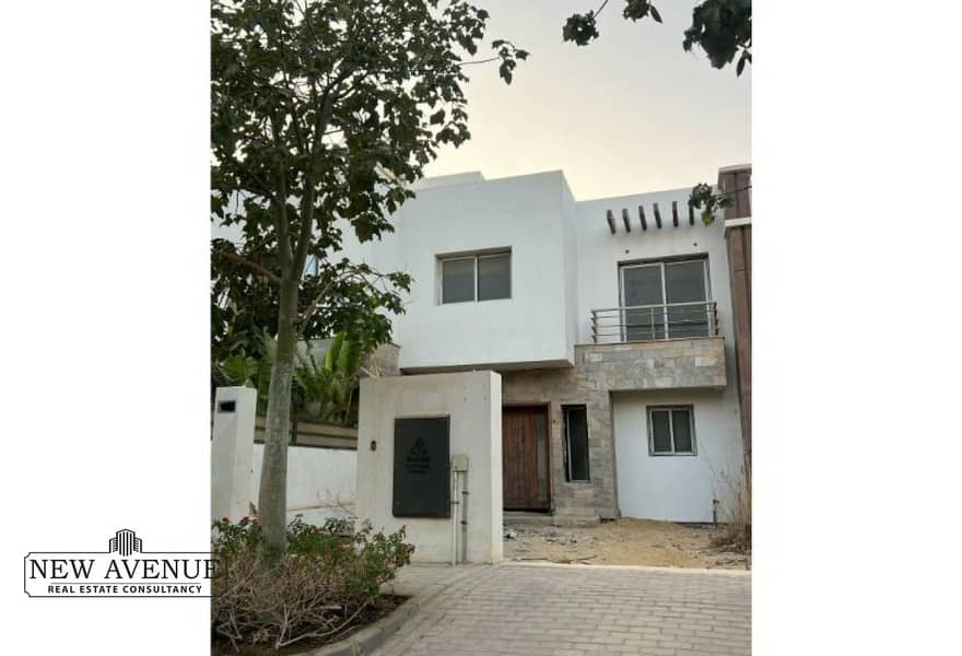 10 885c56fe-6d35-4e4a-b27e-572dade1f794. jpg