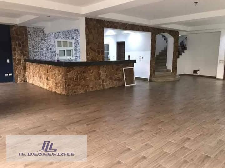 4 557453405_827067789833993_5494974123765563941_n. jpg