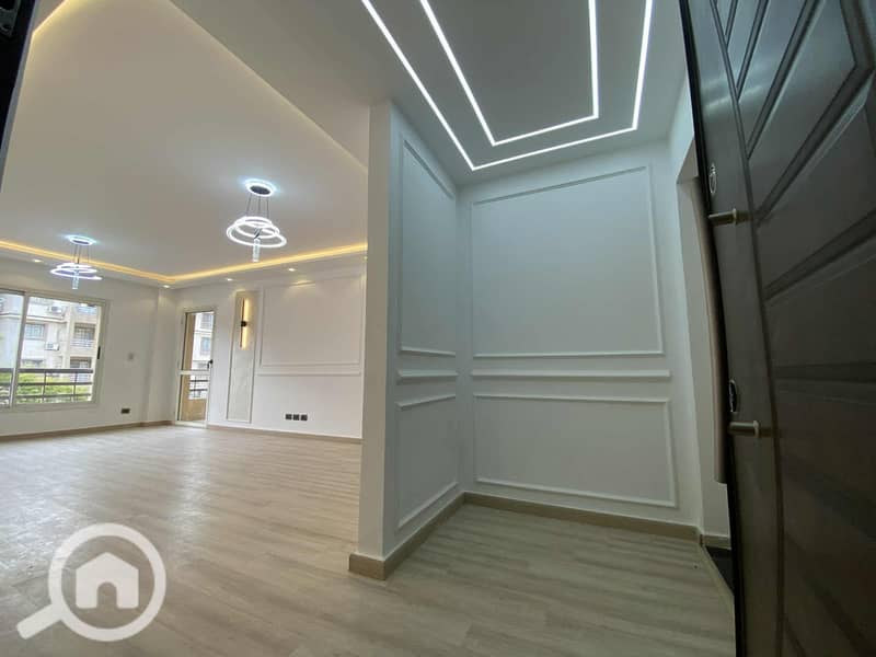 4 WhatsApp Image 2025-10-25 at 15.38. 17_972320cd. jpg