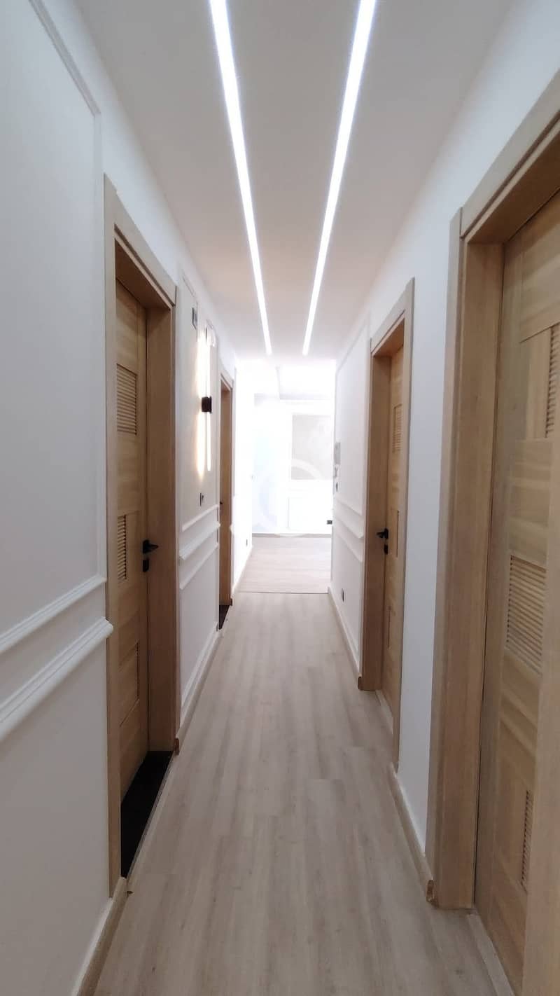 6 WhatsApp Image 2025-10-25 at 15.38. 18_313d7fe1. jpg