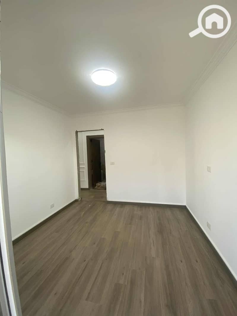 5 WhatsApp Image 2025-10-25 at 15.40. 58_51931560. jpg