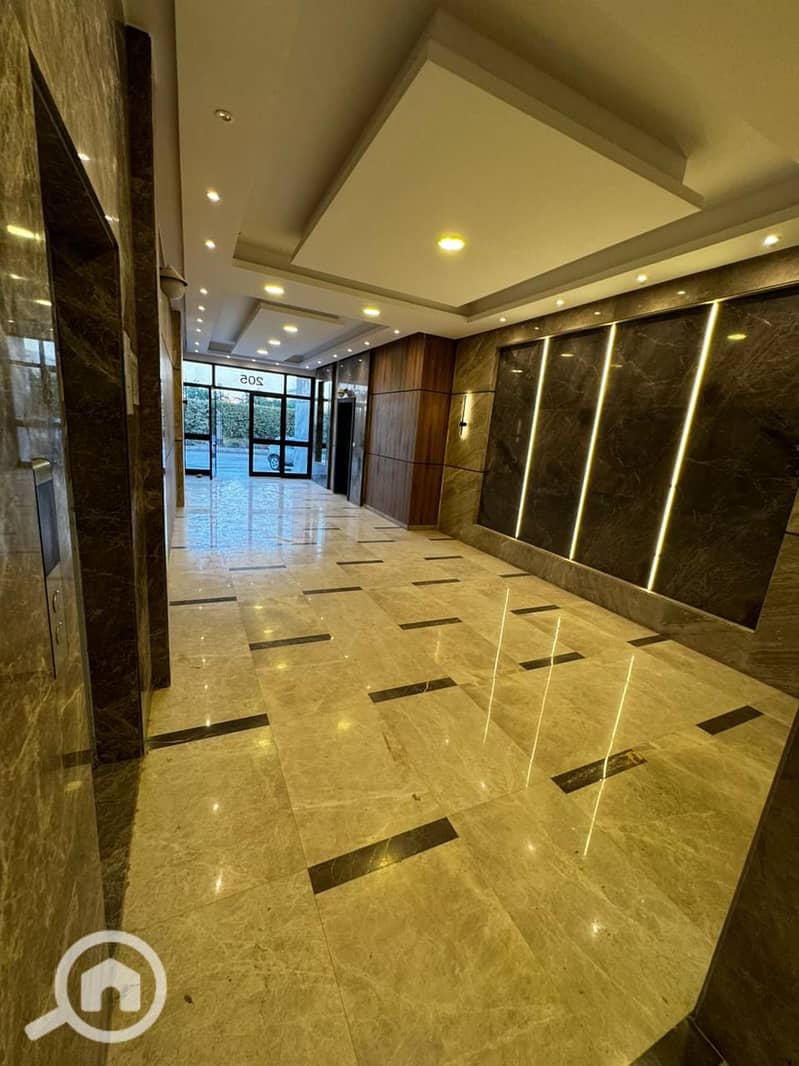 3 WhatsApp Image 2025-10-21 at 3.28. 58 PM (3). jpeg