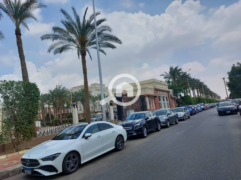 2 6bbd1e57-cf4b-43ba-9cb0-e1fa917b05b8. jpg