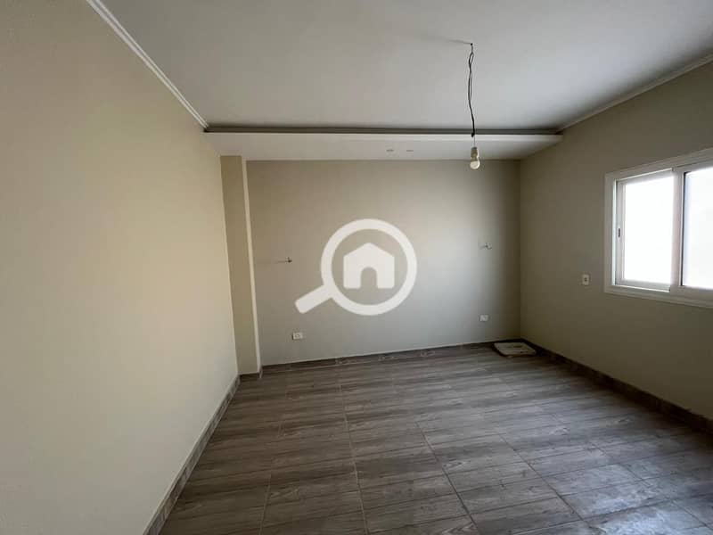 2 WhatsApp Image 2025-09-08 at 18.33. 44_6f4f4113. jpg