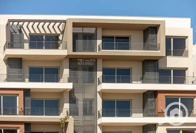 5 3880498-c12b0o. jpg