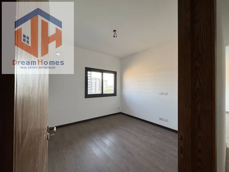 7 WhatsApp Image 2025-10-28 at 3.50. 30 PM (7). jpeg