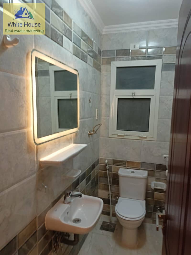 5 WhatsApp Image 2025-10-22 at 9.10. 25 AM. jpeg