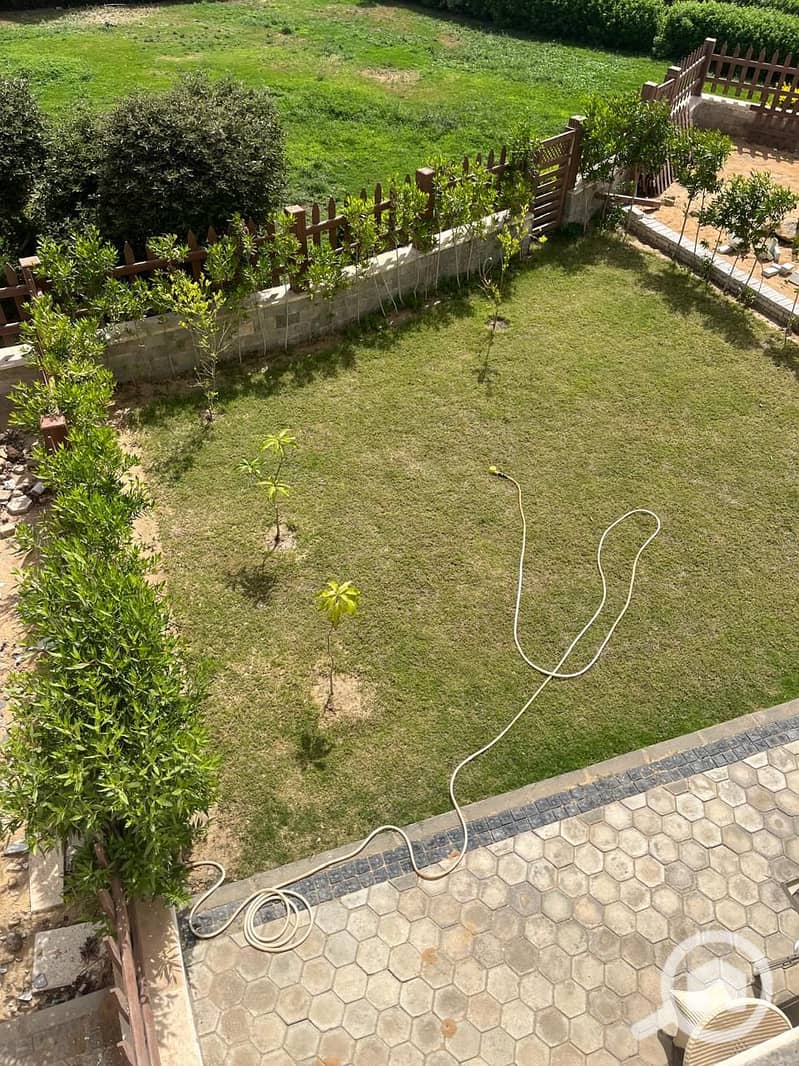 6 2211dde2-d7d7-45a4-a091-600421559b1e. jpg