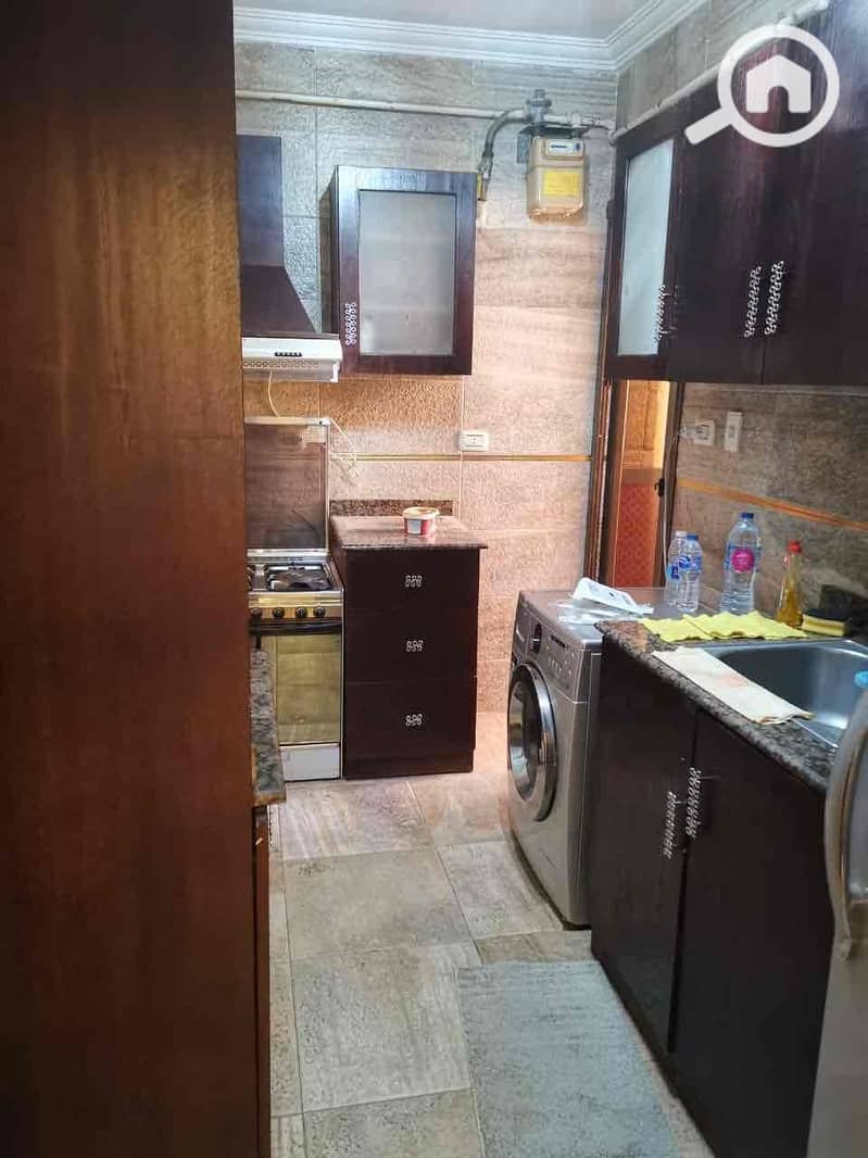 8 98873352-c3ae-4d1b-8516-93861f45cabe. jpg