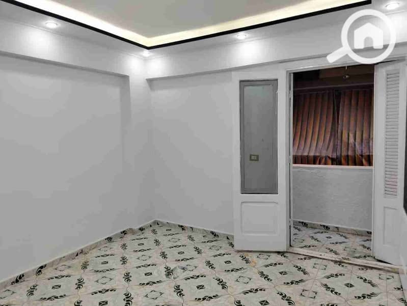 1000312745. jpg 1000312745. jpg