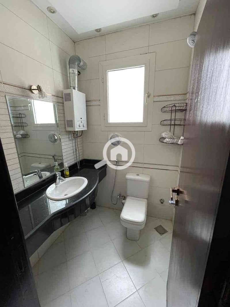 9 b39036f7-3c50-4d6e-8511-21d19a7b24e8. jpg