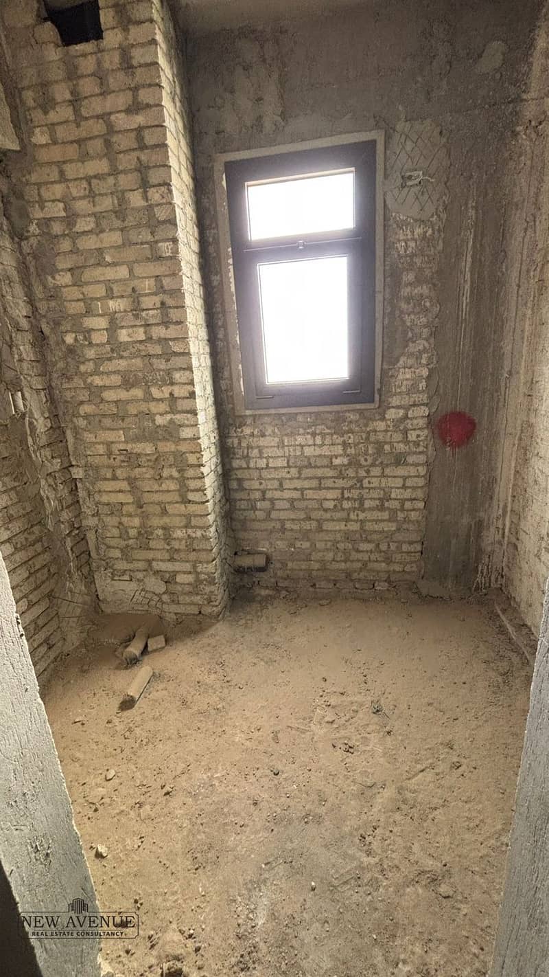 10 WhatsApp Image 2025-10-26 at 7.23. 14 PM (2). jpeg