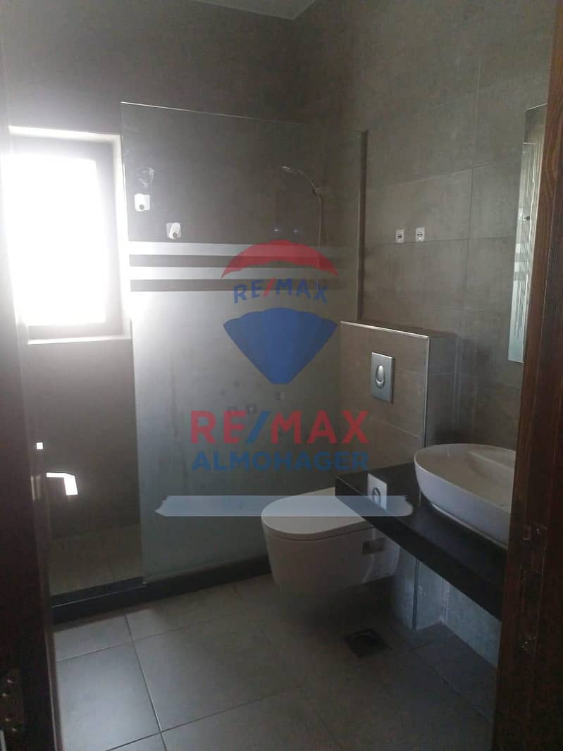 9 WhatsApp Image 2025-10-20 at 5.41. 18 PM (2). jpeg