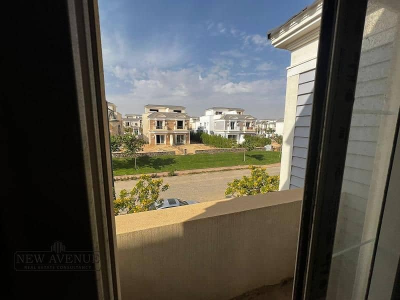 4 WhatsApp Image 2025-10-27 at 3.55. 12 PM. jpg