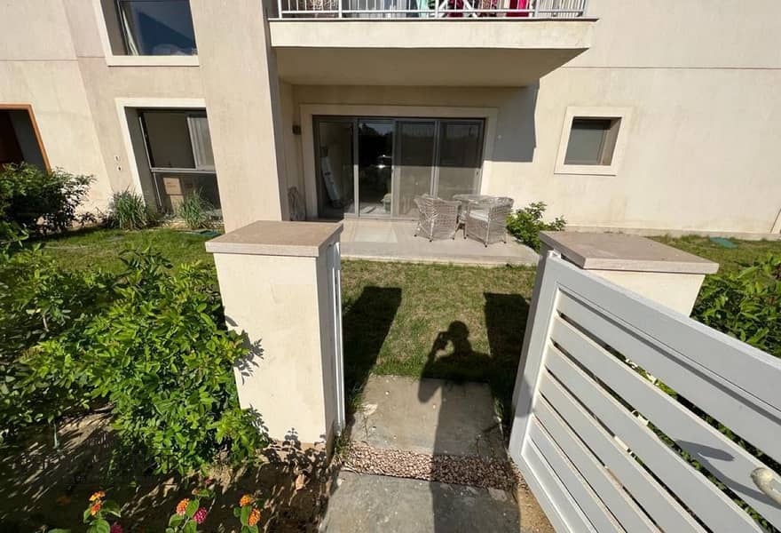 2 e3c34b9a-835d-4ef9-873b-d7bc9aeec99c. jpg