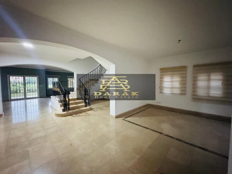 2 WhatsApp Image 2025-10-27 at 18.23. 58_93ed56e0. jpg