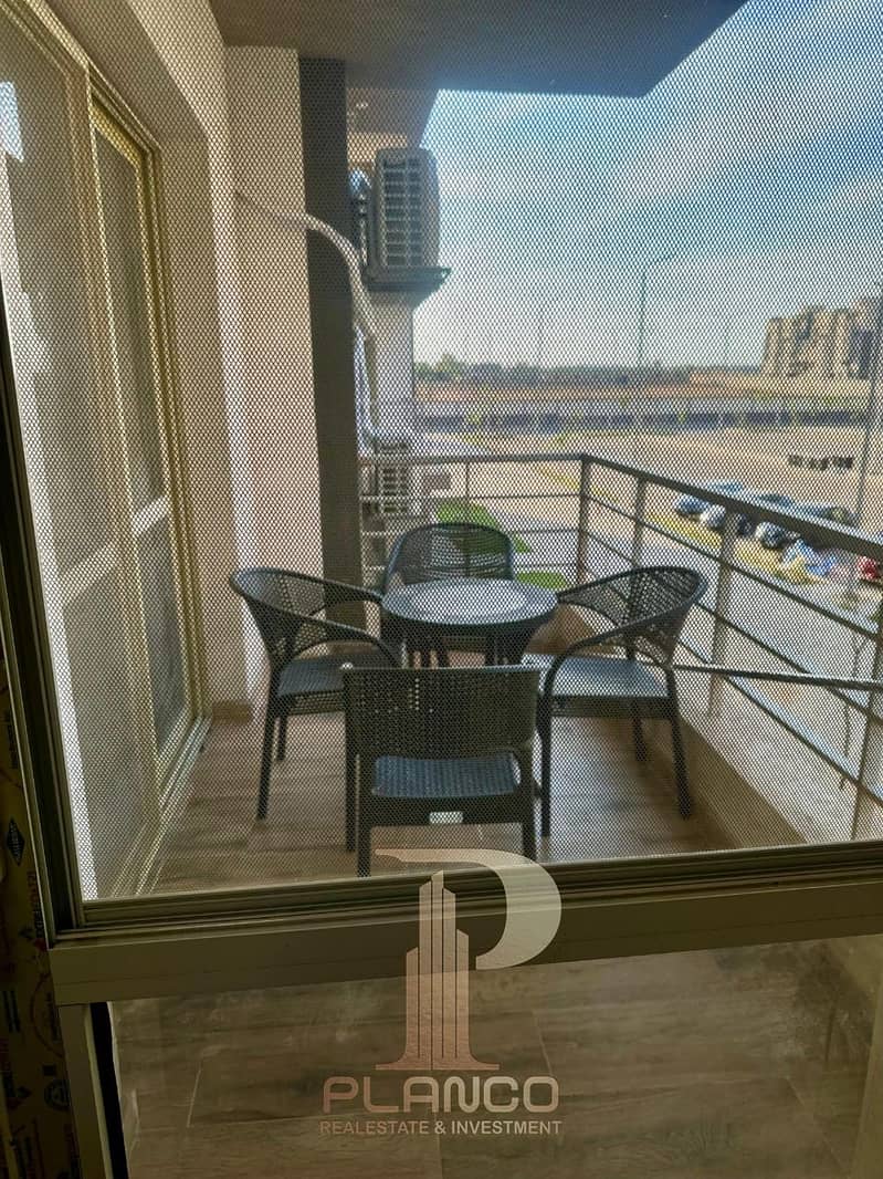 11 4cc074a4-0a10-4ea7-85ef-3d0f3aa93720. jpeg