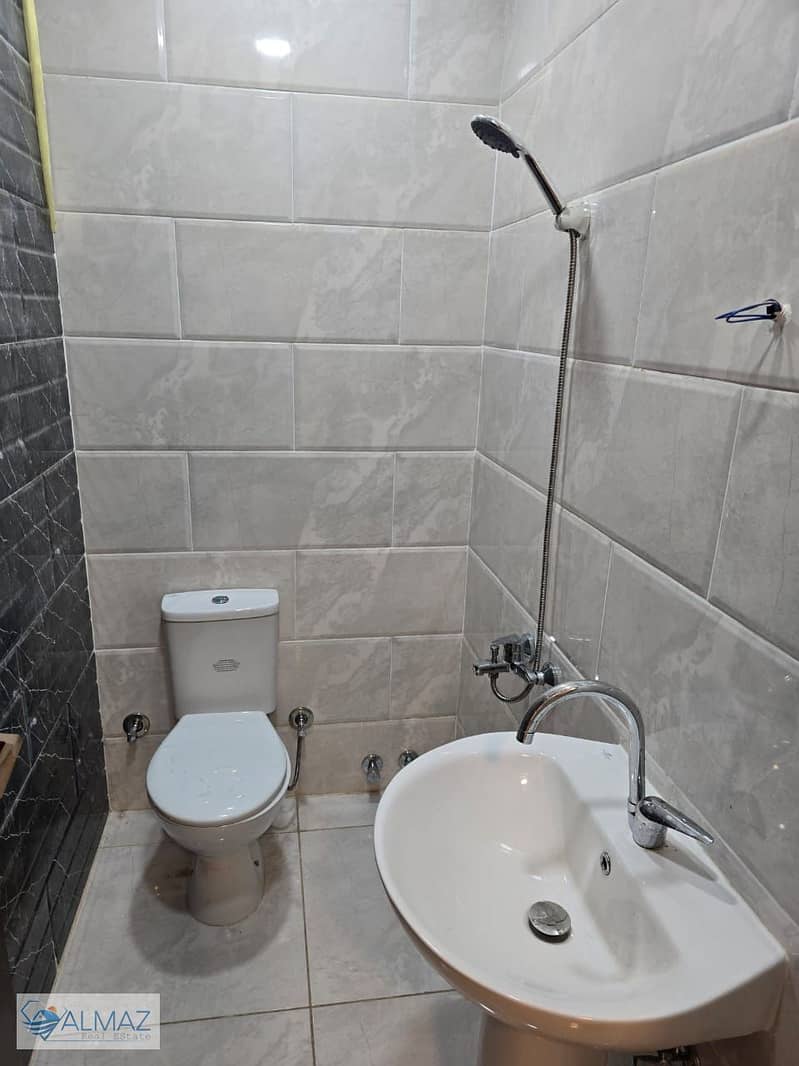 7 WhatsApp Image 2025-10-28 at 1.51. 43 PM (1). jpeg