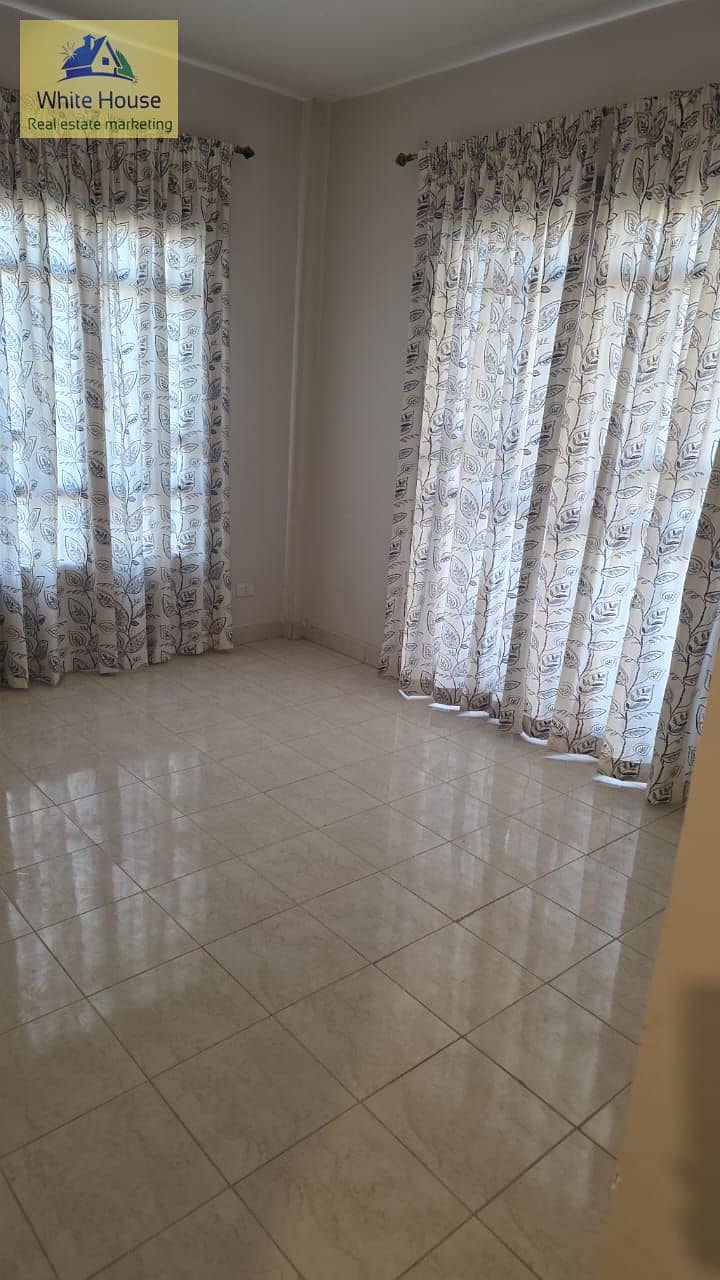 4 WhatsApp Image 2025-10-26 at 11.06. 52 AM (2). jpeg