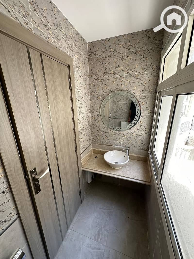 5 WhatsApp Image 2025-10-28 at 2.45. 54 PM (5). jpeg