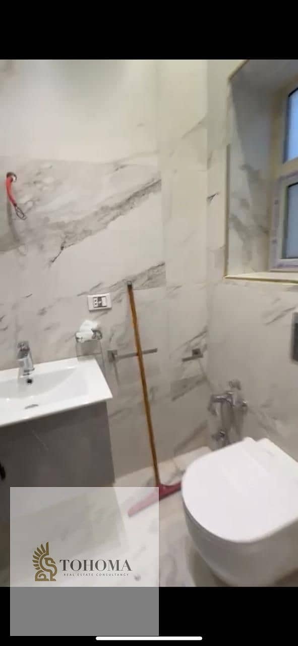 3 b2b94ded-80c8-41ec-b1ed-ca9204aafb51. jpg