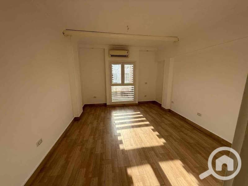 10 95743f54-eca1-471a-9277-9c147d52223b. jpg