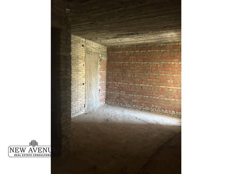 9 WhatsApp Image 2025-10-26 at 5.50. 07 PM (2). jpg