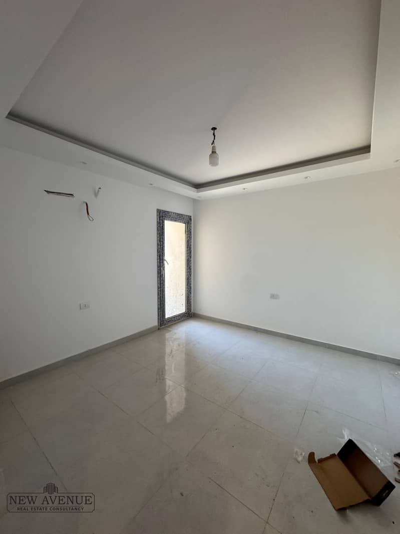 3 WhatsApp Image 2025-10-26 at 5.15. 28 PM (1). jpeg