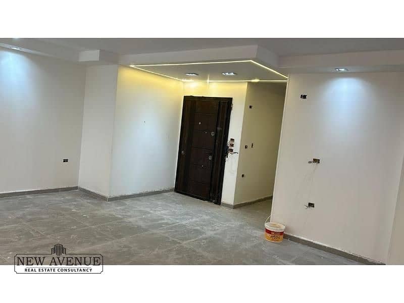 8 WhatsApp Image 2025-10-26 at 5.11. 39 PM (3). jpg