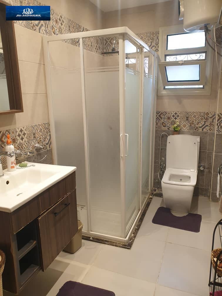 11 f4e40800-fb4f-405f-a2d6-61c50e832344. jpg