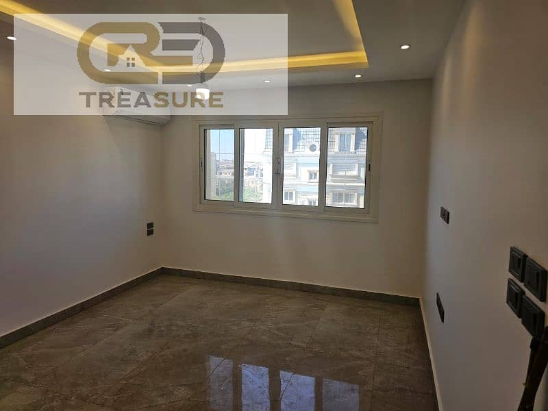 3 WhatsApp Image 2025-10-28 at 4.15. 41 PM (1). jpg