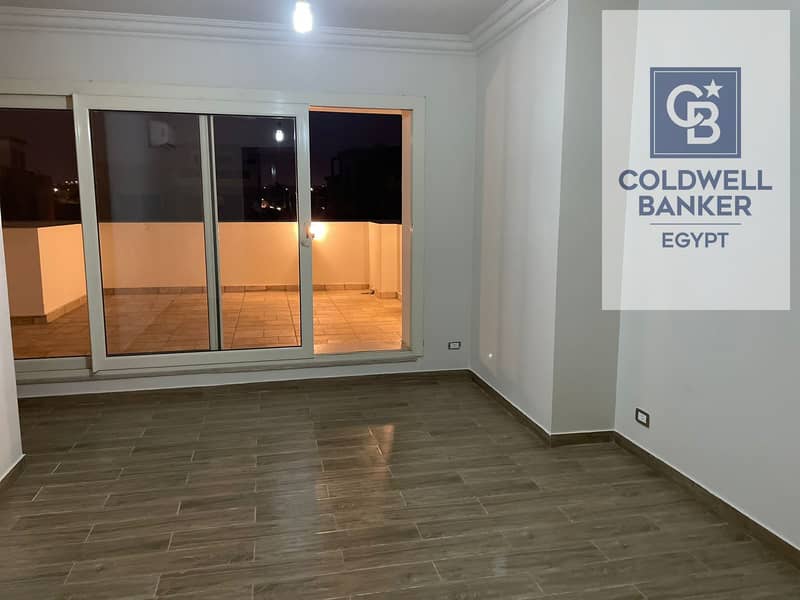 10 81d1c94e-54c7-40ba-93e3-e35d4fd3d984. jpeg