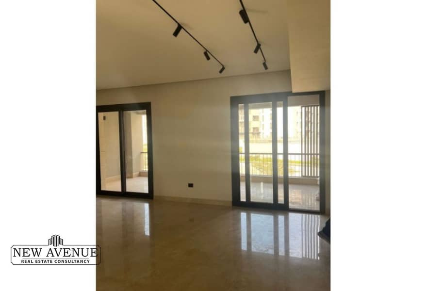 3 c13d7cd3-c2d9-4cd1-920b-5c3f88484e94. jpg