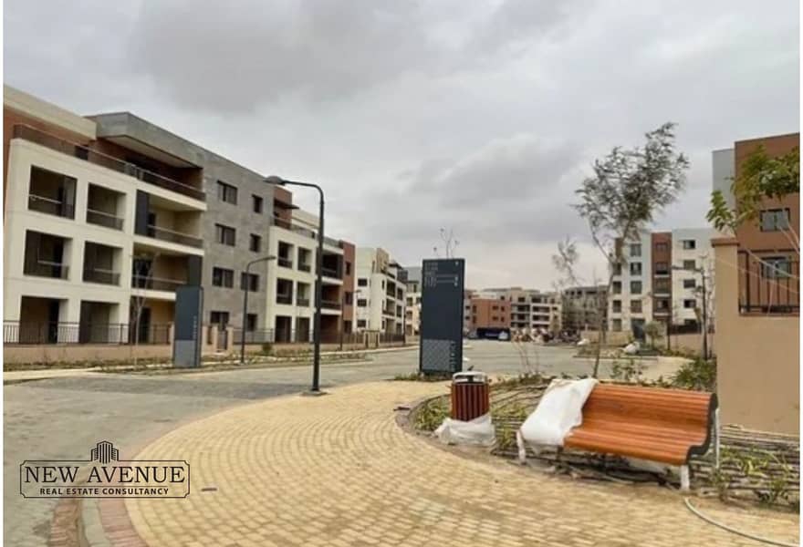 10 a4e652db-d42d-432b-bd36-96df0662f397. jpg