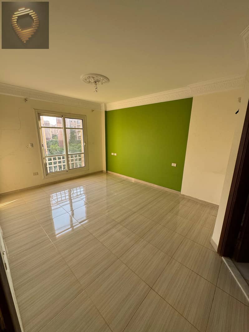 10 WhatsApp Image 2025-10-25 at 18.58. 57_c5da7ed1. jpg