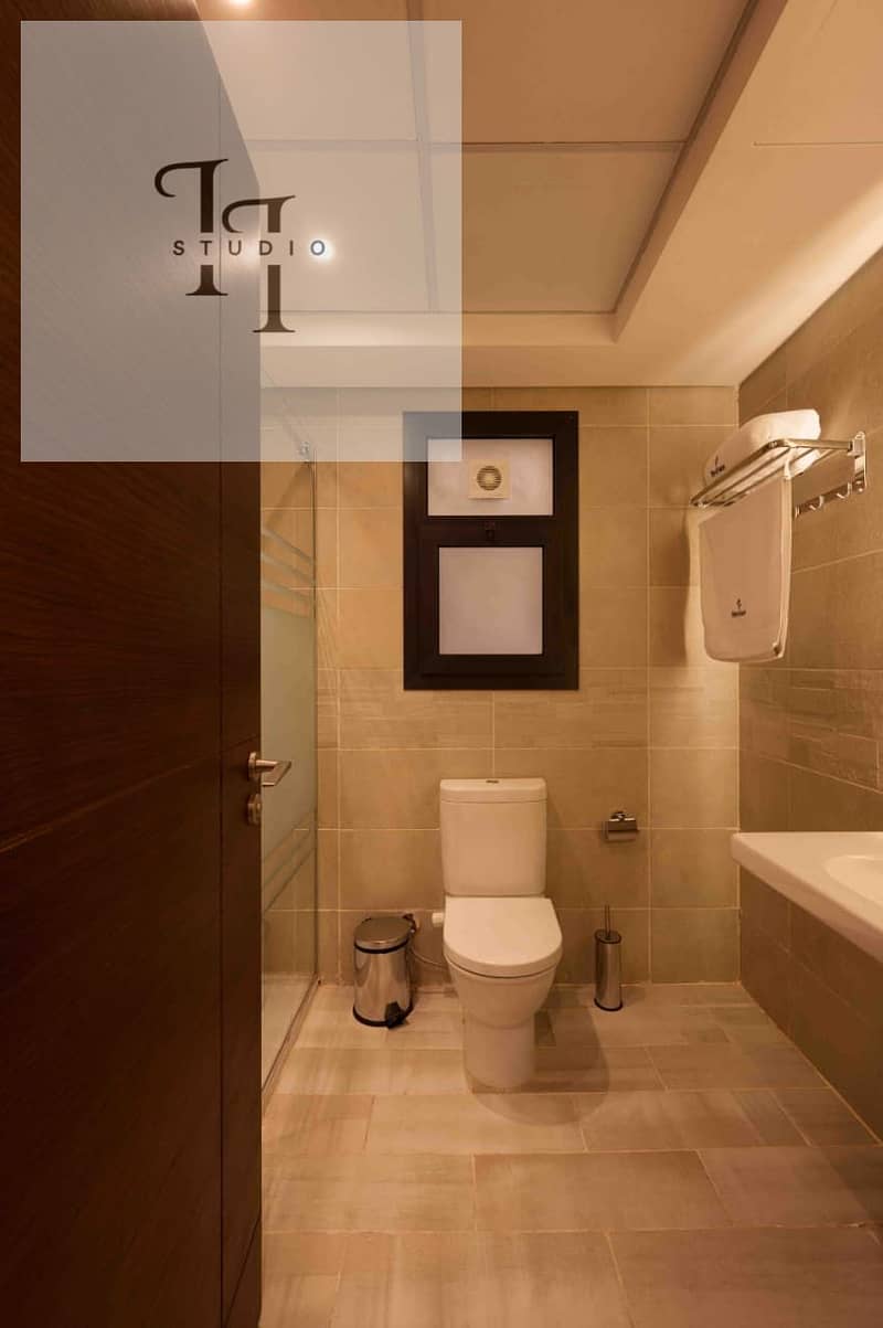 10 WhatsApp Image 2025-10-28 at 1.05. 20 PM. jpeg