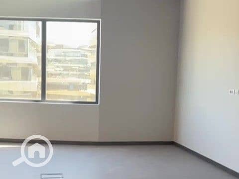 3 WhatsApp Video 2025-10-28 at 16.08. 43_5332d9f1 - frame at 0m28s. jpg