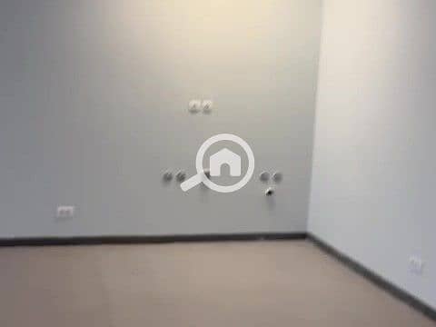 4 WhatsApp Video 2025-10-28 at 16.08. 43_5332d9f1 - frame at 1m1s. jpg