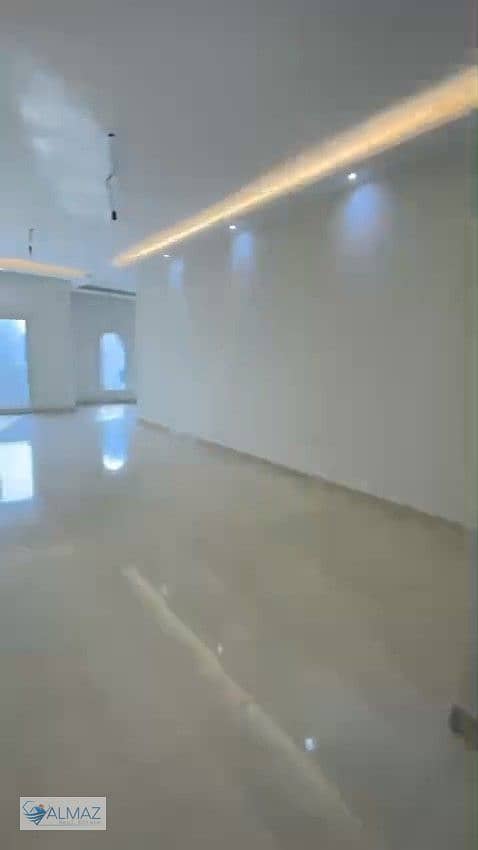 5 WhatsApp Image 2025-10-28 at 4.35. 25 PM. jpeg