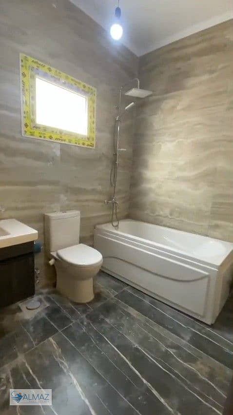 11 WhatsApp Image 2025-10-28 at 4.35. 31 PM. jpeg