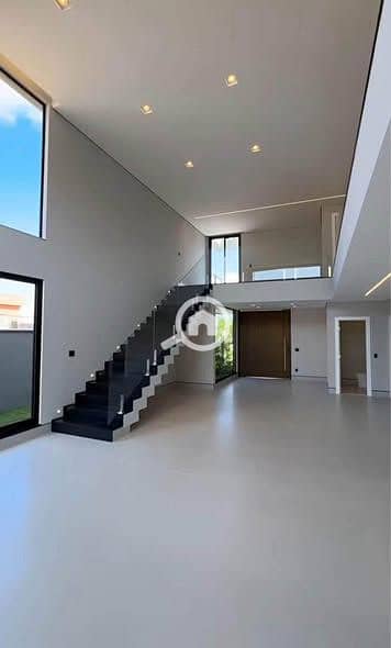 10 557435685_122131762418935980_8269430876603525303_n. jpg