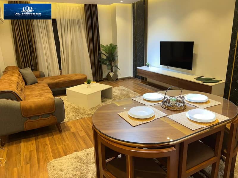 12 a758d894-a331-473a-9cb5-dae30b6ffc95. jpg