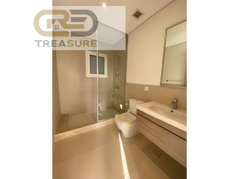 4 WhatsApp Image 2025-10-27 at 3.21. 29 PM (2). jpg