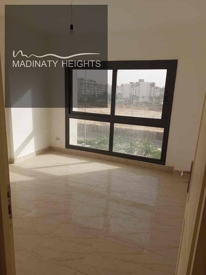 2 9b648fda-9e08-4c4c-8e0b-6ea46e8827bc. jpg