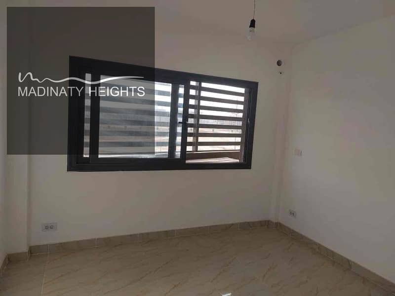 11 c38857e2-a75f-48f2-a2aa-7d2aa2a4547c. jpg