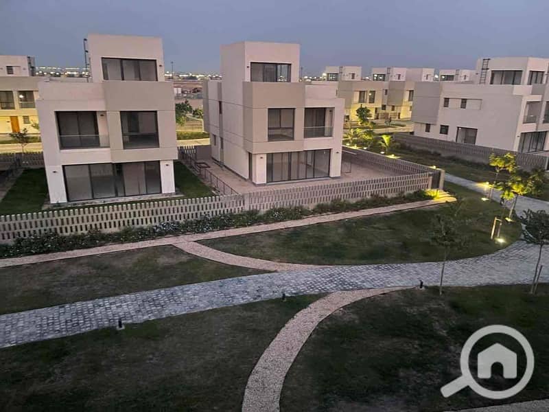 a6e26533-e66d-40e0-9e92-67d42d5dee21. jpg a6e26533-e66d-40e0-9e92-67d42d5dee21. jpg